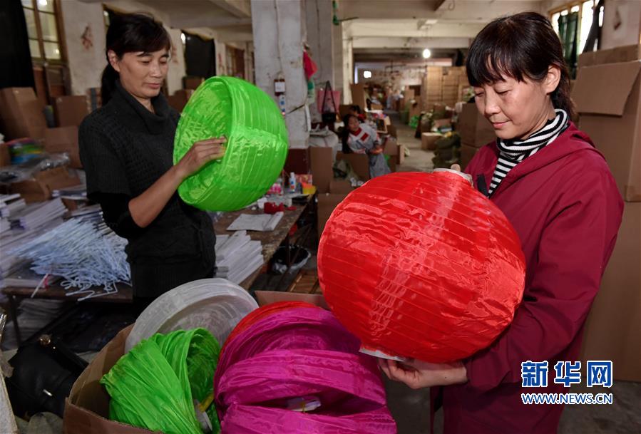 （經濟）（2）福建建甌：紙燈籠熱銷海外